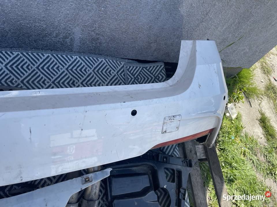 Kompletny tył BMW F31 A300 lift Mpakiet dyfuzor