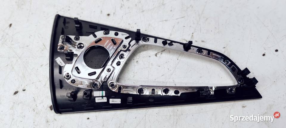LISTWA DEKOR DRZWI AUDI A7 PRAWY TYŁ 4G8867420 Pozostałe Przystajń