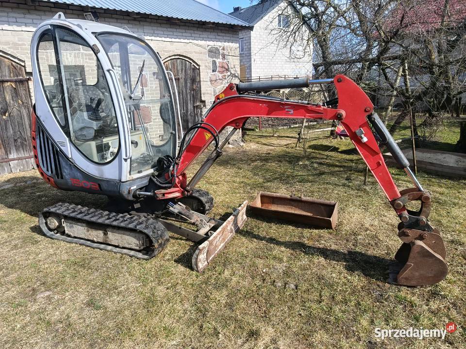 Wykopy wybieranie obornika minikoparka podlaskie Łomża