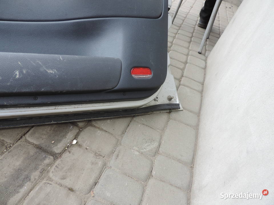 SKODA OCTAVIA 1 HB 5D DRZWI PRAWY PRZÓD Nowy Sącz