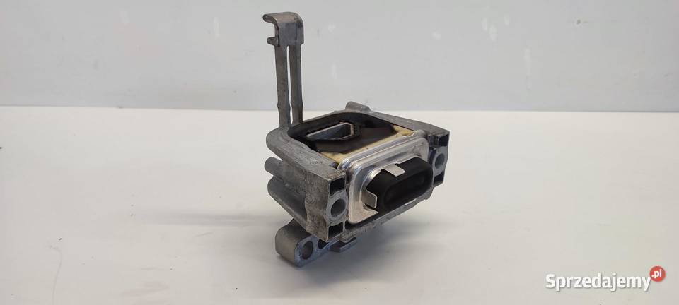 VW TIGUAN II ŁAPA PODUSZKA SILNIKA 3Q0199262F