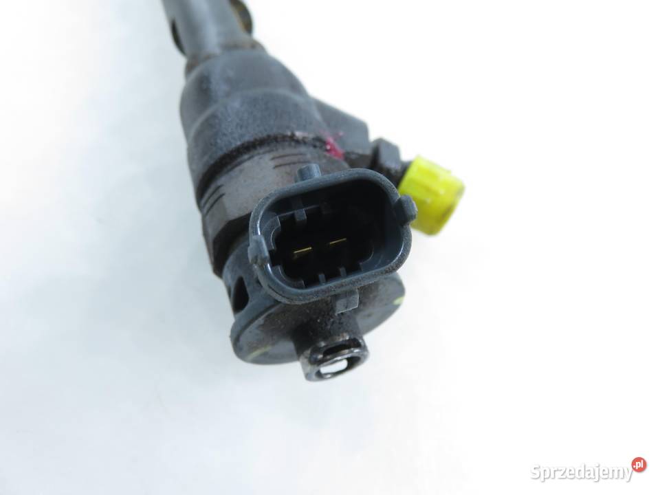 WTRYSKIWACZ DACIA DOKKER 15 dCi 0445110485