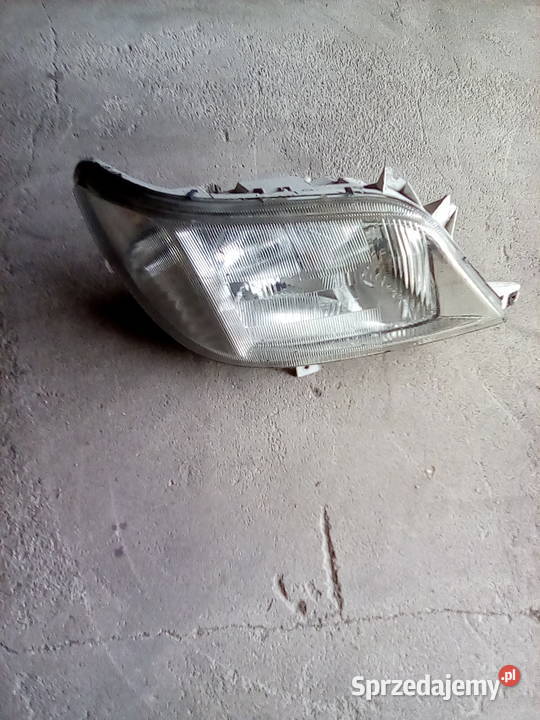 Lampa przednia prawa Mercedes sprinter CDI lampy przednie Chocianów