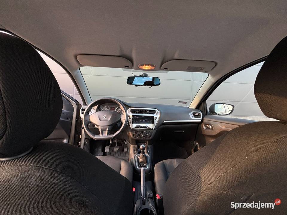 Salon Polska zadbany gotowy do jazdy 4/5 301 sprzedam