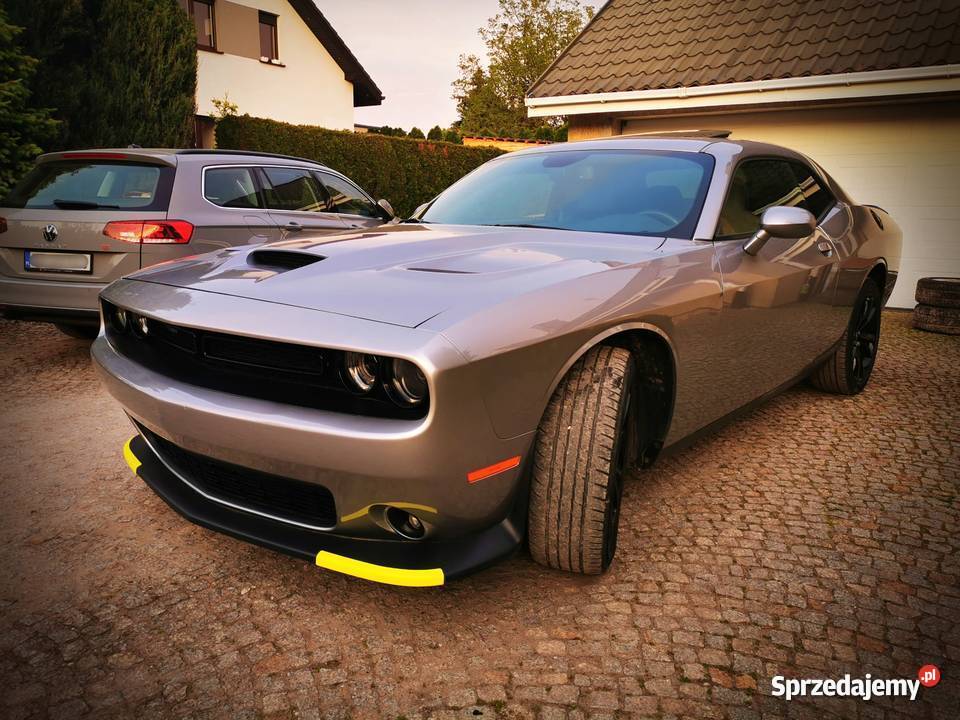 Dodge Challenger SXT Plus 36 V6 Automat 2018 40 Wiry sprzedam