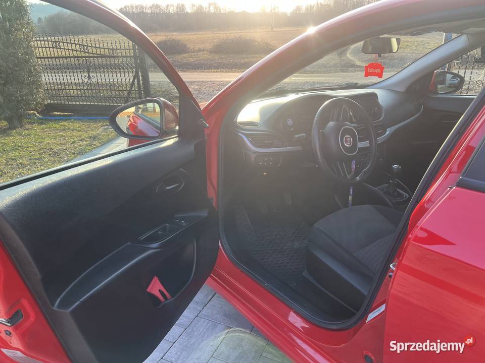 Fiat Tipo 14 Benzyna 2019 1368cm3 Sanok