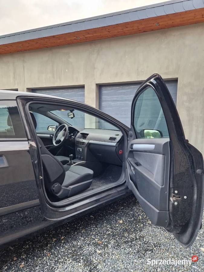 Opel Astra H GTC 16 105 LPG nieuszkodzony