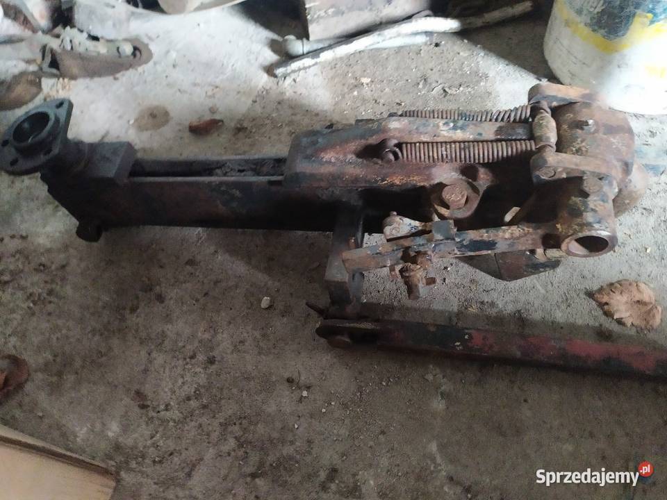 Zaczep dolny połowy hitch oryginalny Zetor Siedlce