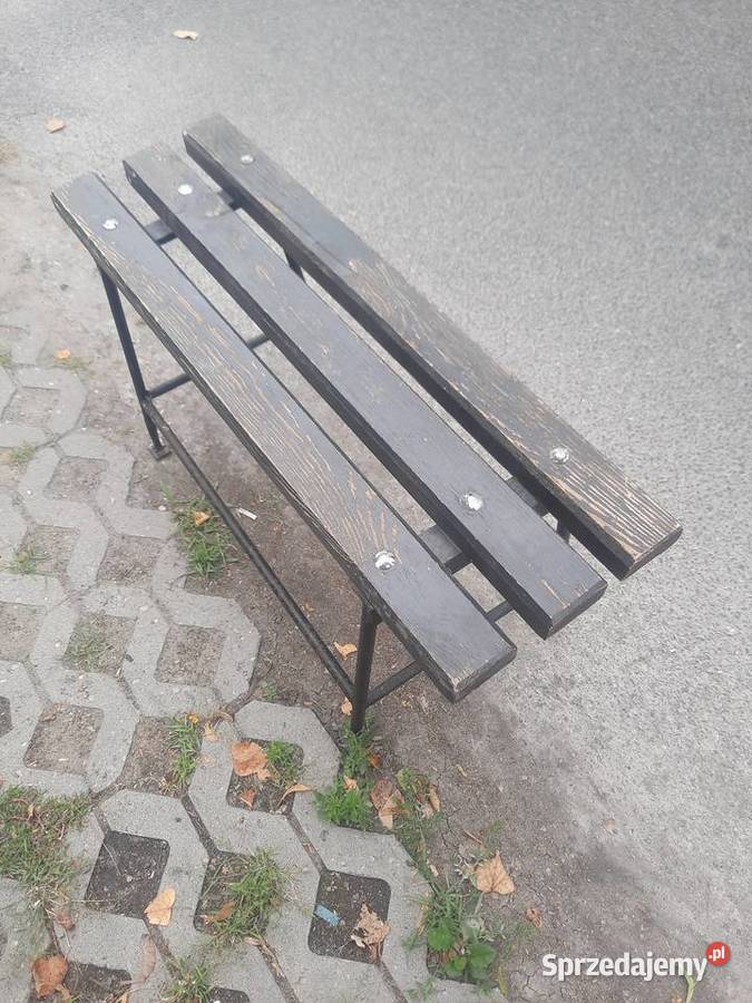 Ławeczka na cmentarz Pruszków