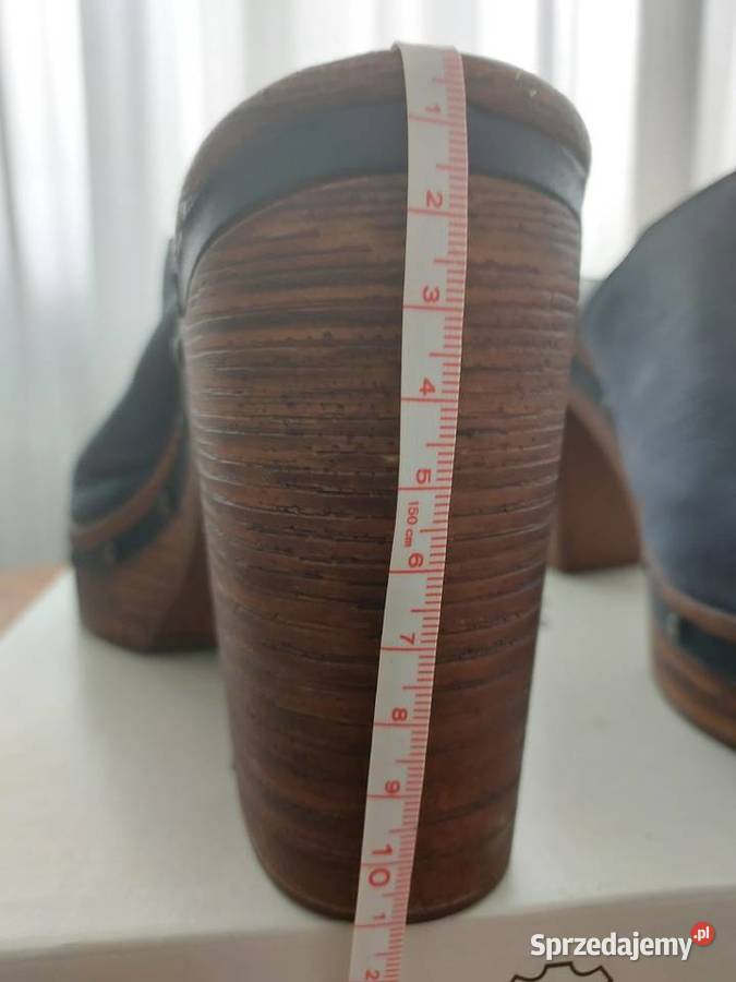 Klapki damskie Lasocki 39