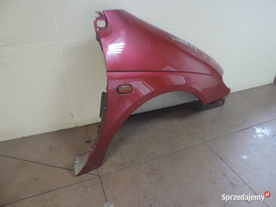 RENAULT SCENIC 1 BŁOTNIK PRAWY PRZÓD NV713 Rok produkcji 1999 Nowy Sącz sprzedam