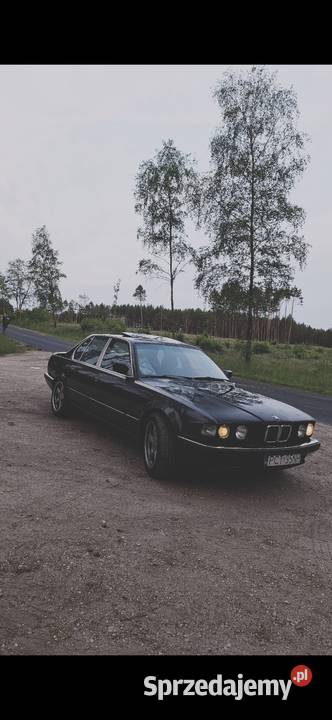 BMW E32 manualna Piła sprzedam