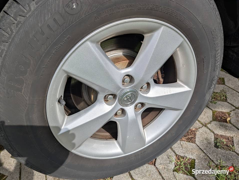 Toyota RAV4 20td z 2005 r