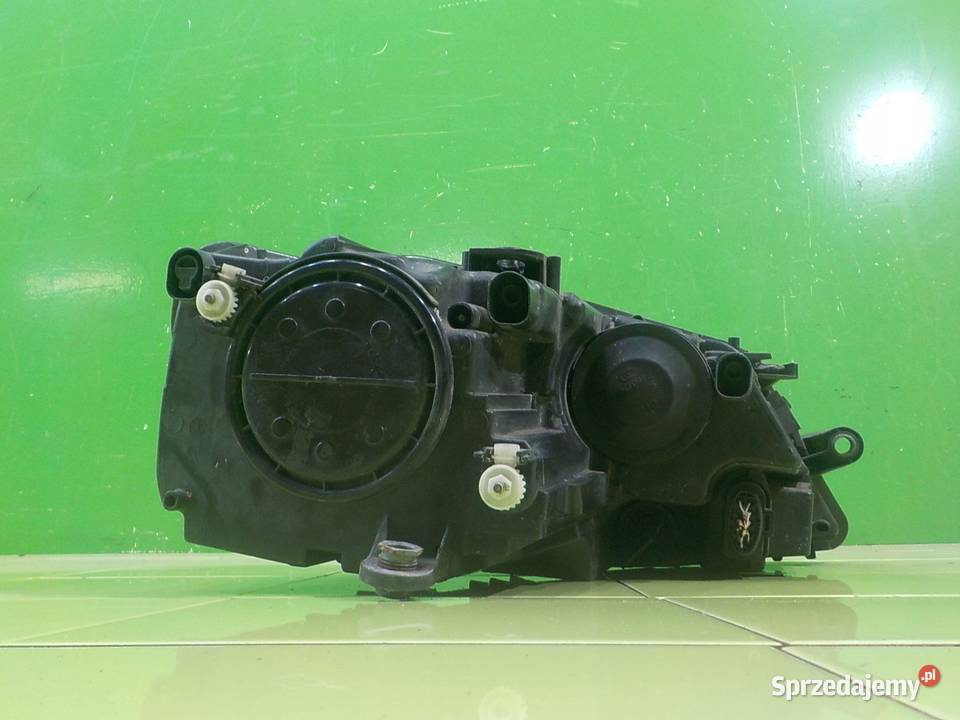 VW JETTA VI 14 TSI 12r SEDAN 4D lampa lewa przod mazowieckie Suków