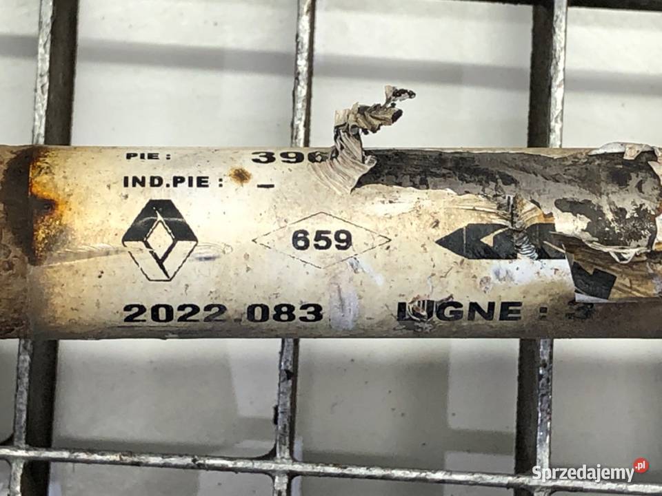 PÓŁOŚ PRAWY TYŁ DACIA DUSTER 396005911R 15 116 osobowe podkarpackie