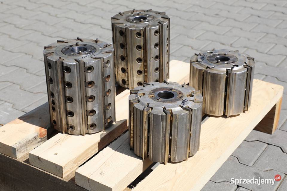 Zestaw głowic aluminiowych 203x230x45 i Łabuńki Pierwsze