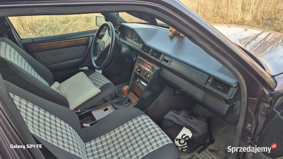 Mercedes w124 E klasa 25 diesel 1994 449049km Motoryzacja łódzkie