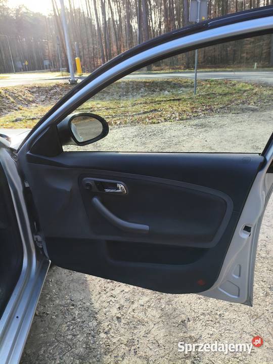 Seat Ibiza 2008 175 przebiegu centralny zamek Narol