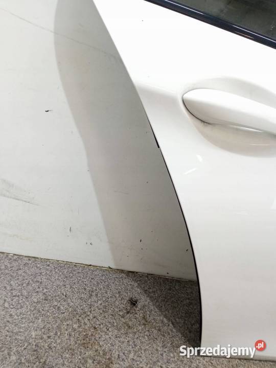 DRZWI PRAWE TYŁ SEDAN A300 Bmw Seria 5 VI 2010