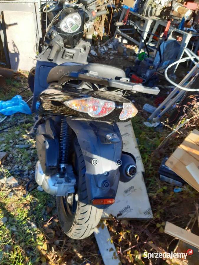 Skuter Aprilia 125 Pozostałe Tarnowiec