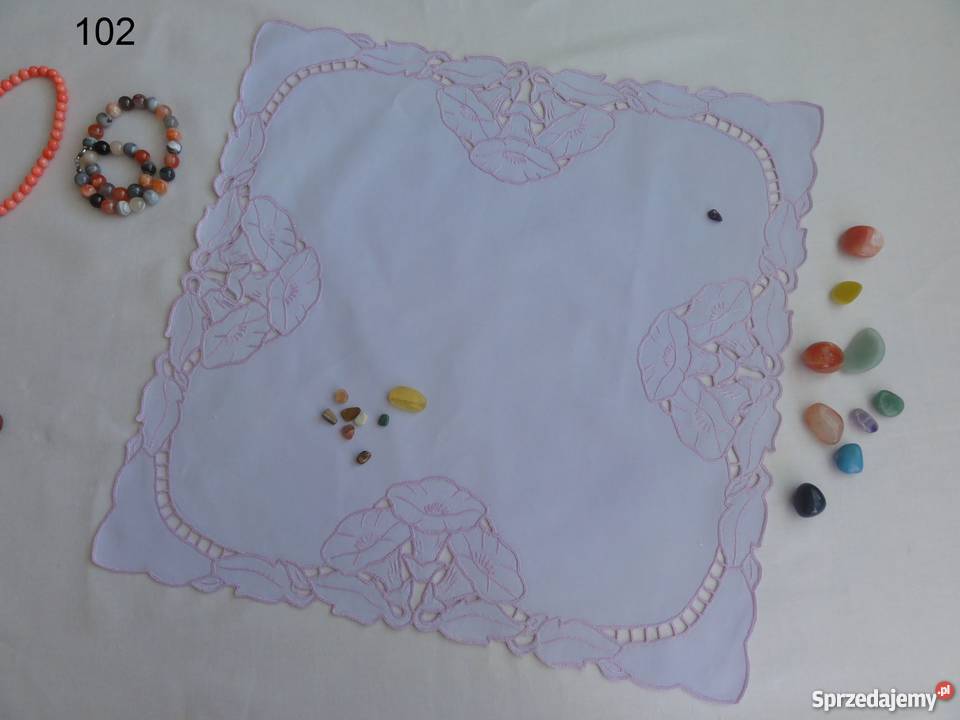 Serwetki kolorowe fioletowe wyszywane haf