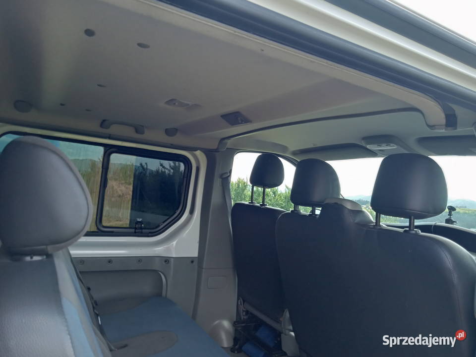 renault trafic bus long 9osobowy