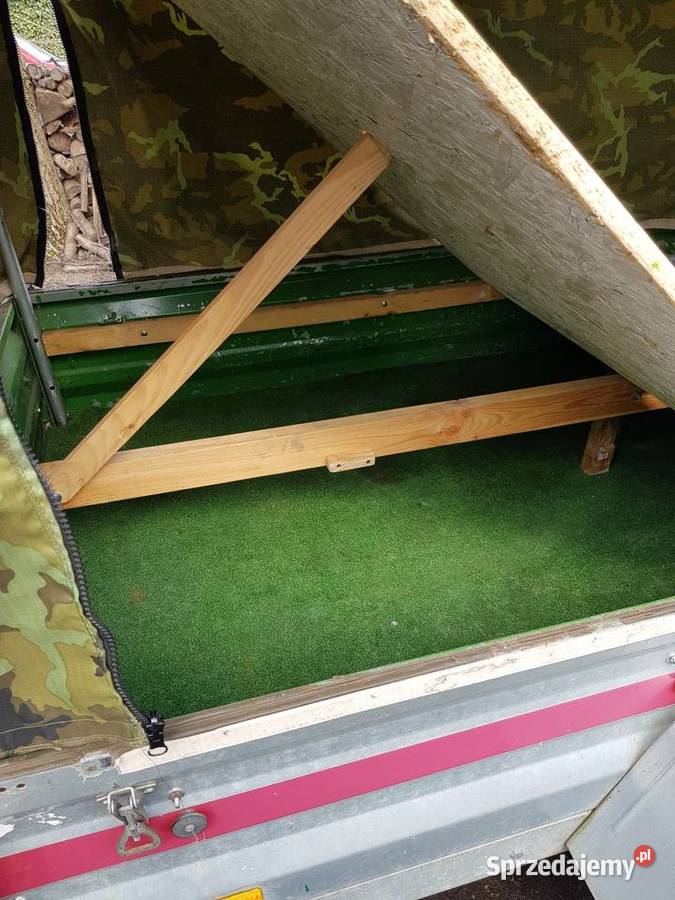 Zestaw wędkarskinamiot na przyczepie Barlinek