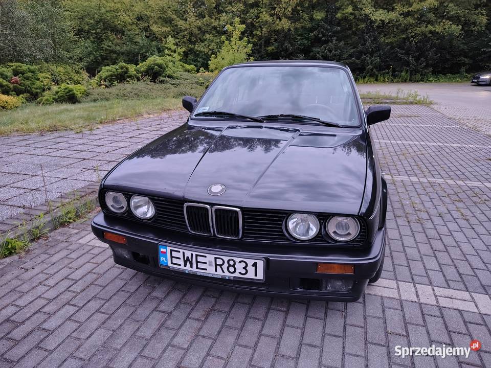 BMW E30 Sedan porządany Czarny kolor Będzin sprzedam
