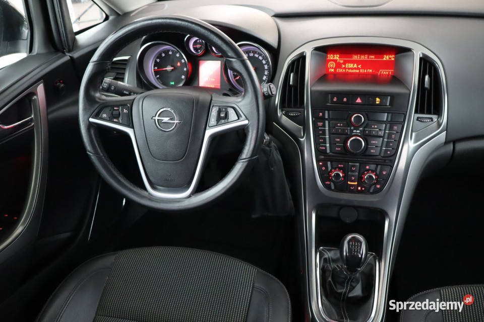 Opel Astra 14 T Zabrze