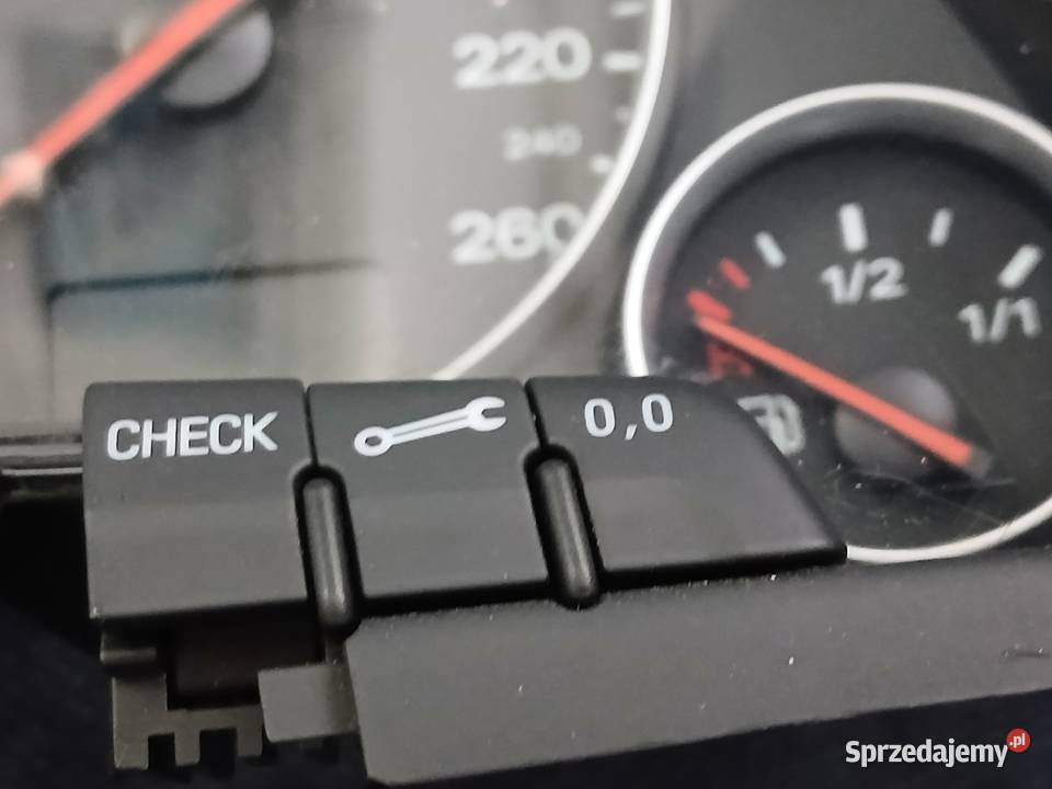 Licznik Audi A4 B6 B7 8E0920933 stan 204000 Szczerbice