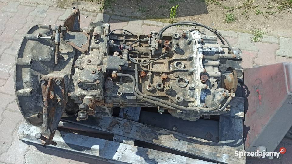 Skrzynia biegów 8 z połówkami Tarnów