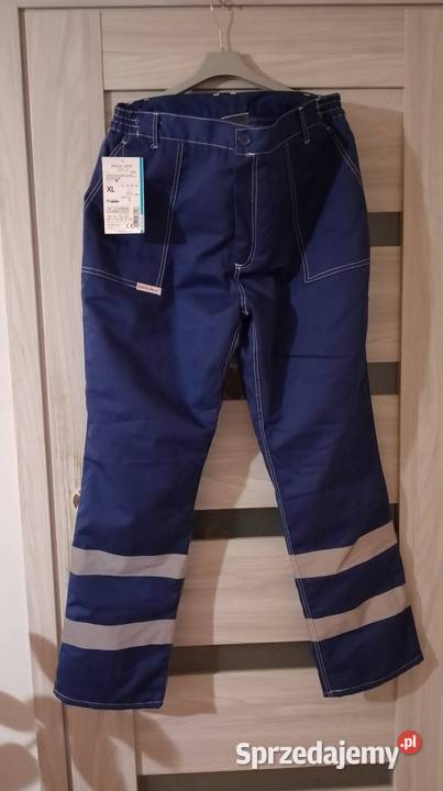 Spodnie robocze XL Nowe ocieplane Czarzyzna
