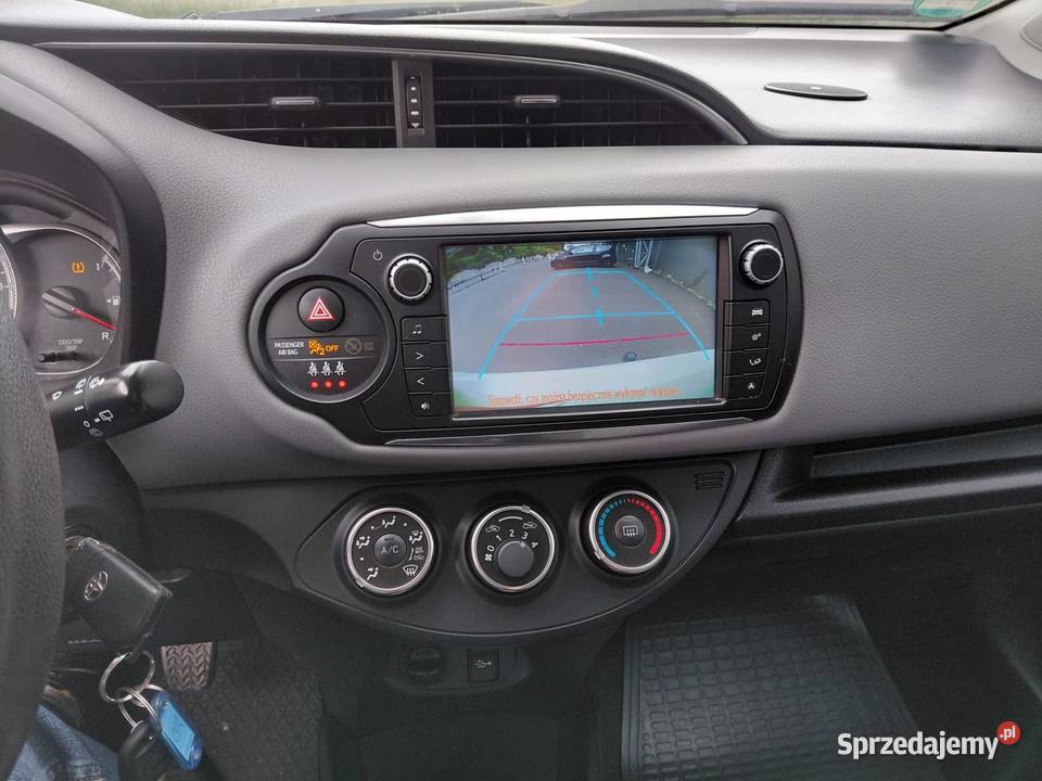 TOYOTA YARIS 2014R 10 70 Przeb79 Navi Kamera CD Yaris sprzedam