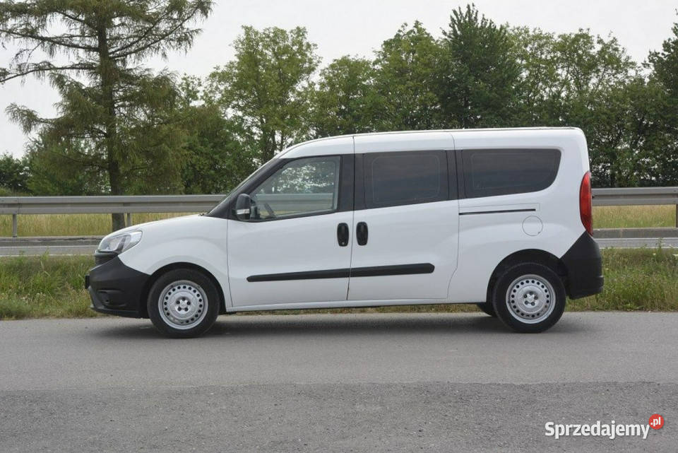 Fiat Doblo 13 Mjet MAXI L2H1 doinwestowany VAT1 Rok produkcji 2017 Sędziszów Małopolski