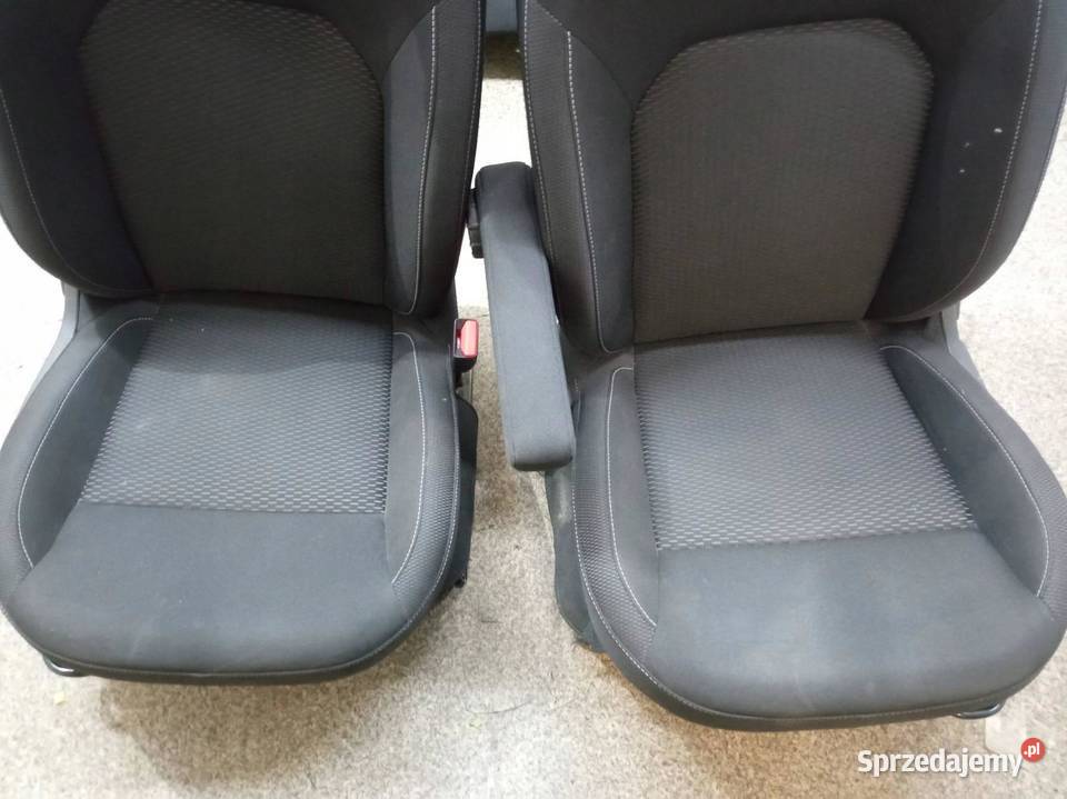 FOTELE PRZÓD KANAPA KOMPLET Dacia Duster II