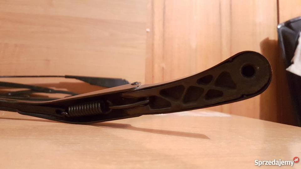 Ramiona wycieraczek lewa prawa do BMW E34 Żary