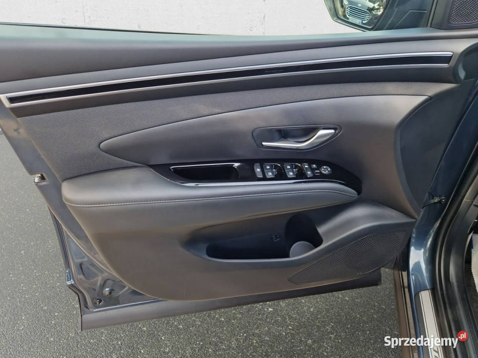 Hyundai Tucson 16 TGDi 48V Executive 4WD Z bluetooth Warszawa