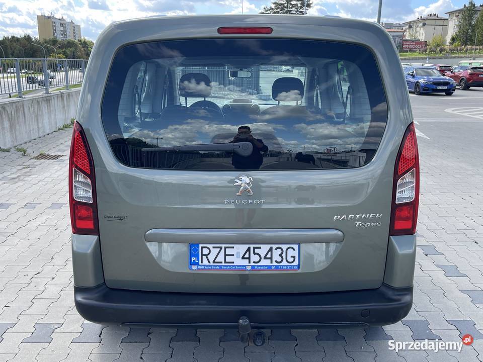 Peugeot Partner 16 benz 120 2014r 192960 ABS