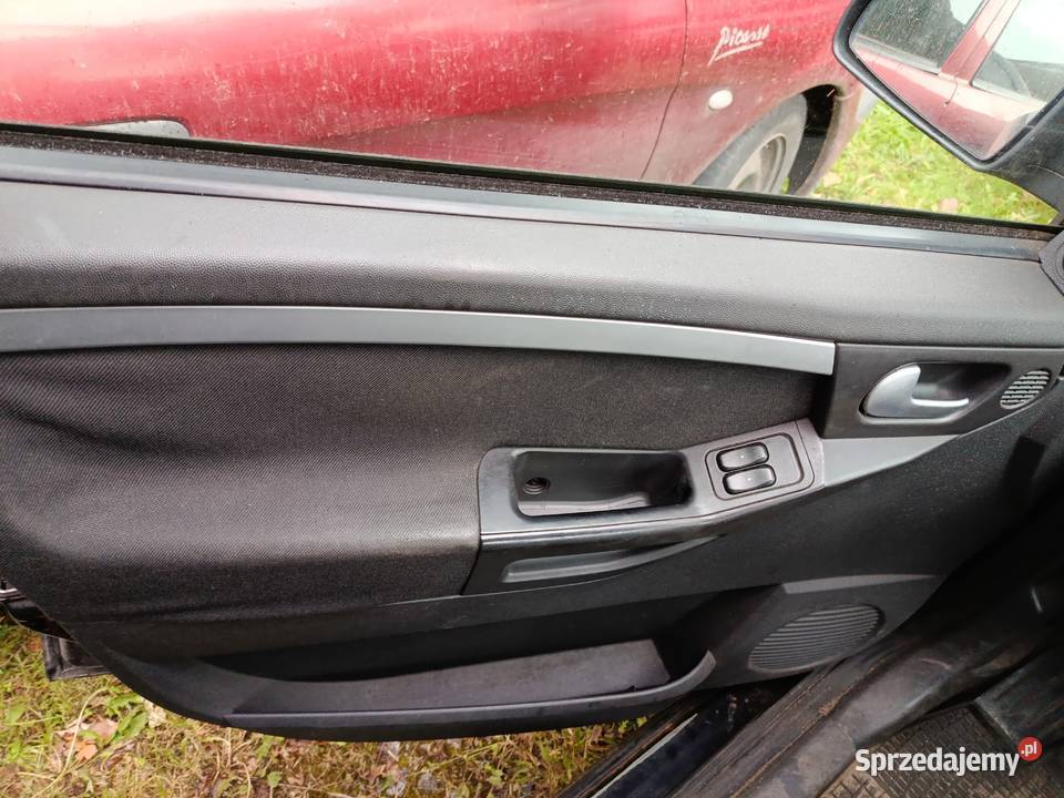 Opel Meriva 14 66 kW 2004 r dawca części Szklarka Myślniewska