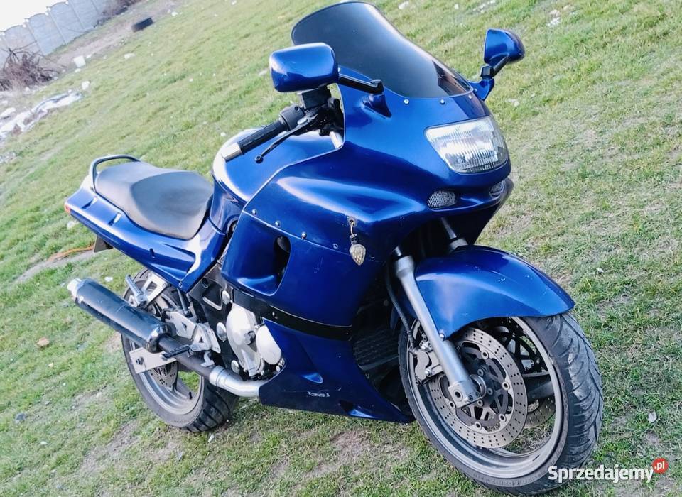 KAWASAKI ZR7 naked 1999 super stan bezwypadkowy Rok produkcji 1999 Warszawa sprzedam