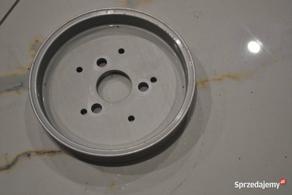 Koło pasowe pompy wspomaganiua AUDI A4 A5 A6 A7 Poręba sprzedam