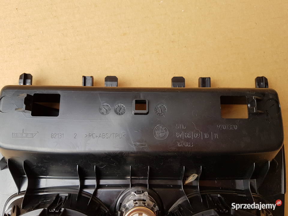 BMW 1 120 F20 f21 LIFT uchwyt na kubki tunelu deski rozdzielcze, konsole Legnica