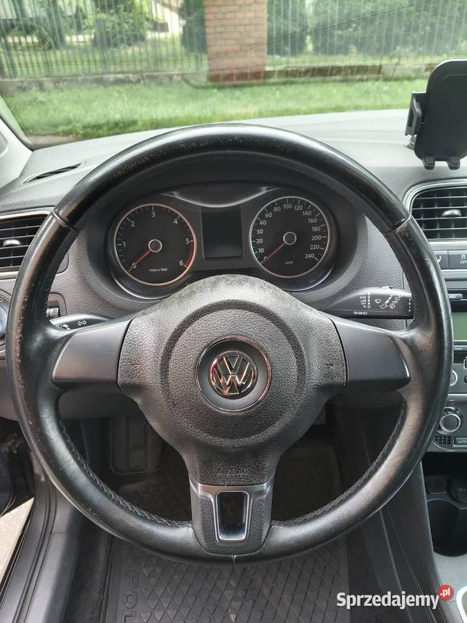 SPRZEDAM SAMOCHÓD VW POLO Z 2010 ROKU nieuszkodzony