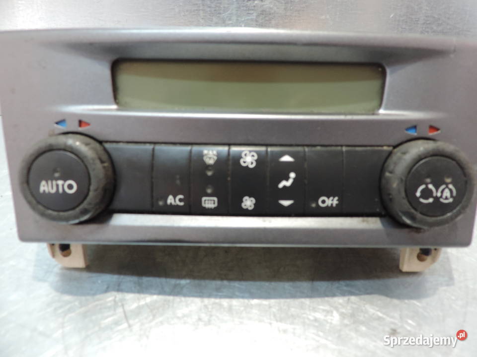 PANEL NAWIEWU RENAULT LAGUNA II 8200181132A