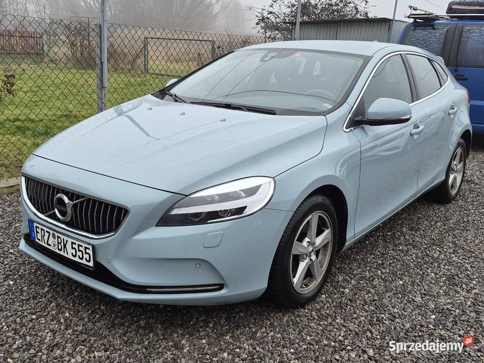 Volvo v40 Inscprition 20 benzyna 152 Ostrowiec Świętokrzyski