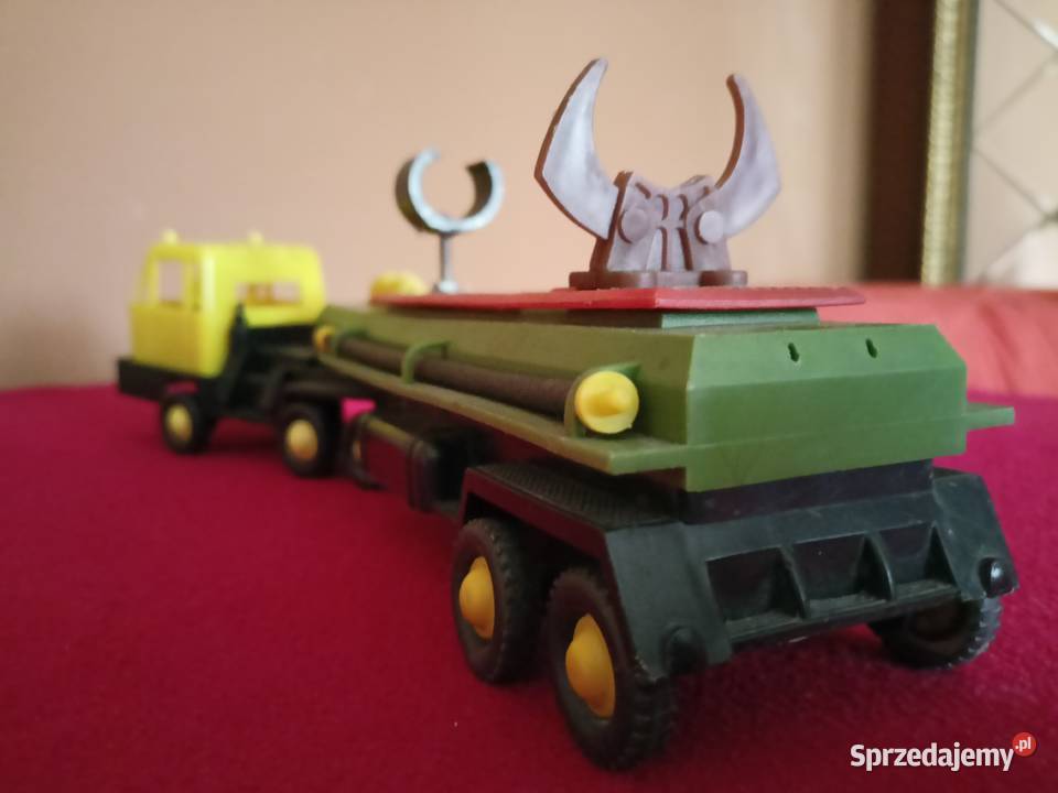 Zabawka PRL ciężarówka