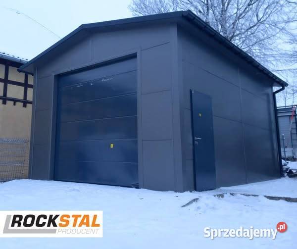 Garaż ocieplany z płyty warstwowej blaszak wiata blacha