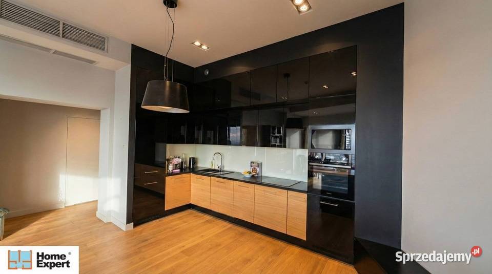 2pok 70met Sky Tower 2 KOMÓRKIGARAŻ2MP Wrocław sprzedam