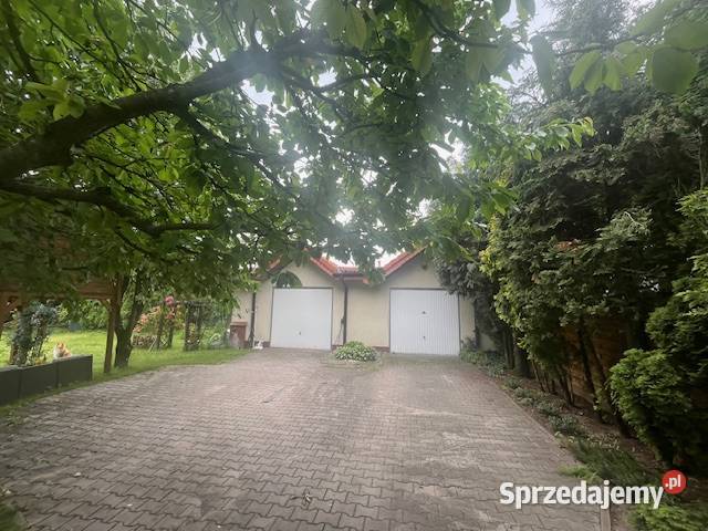 Sprzedam dom wolnostojący w Kleszczowie na Kleszczów