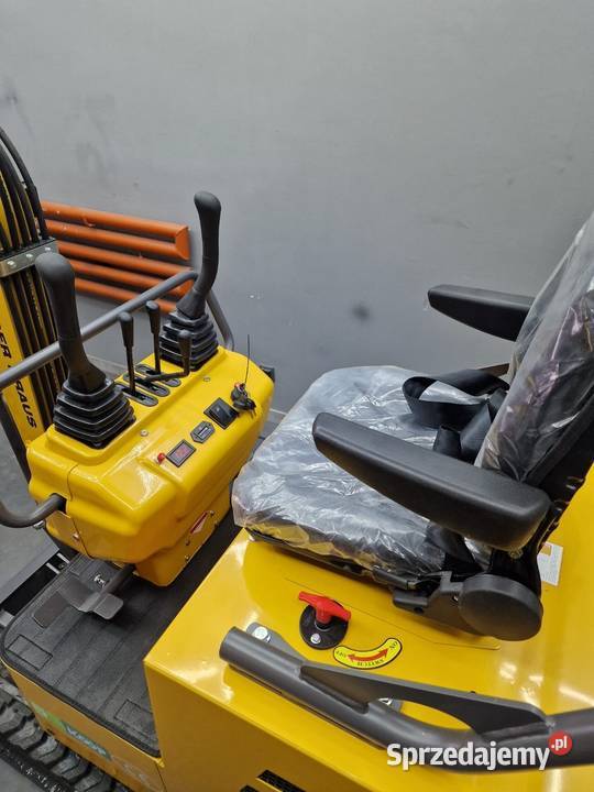 Mini Koparka Berger Kraus BK900AS skrętne ramie pełny VAT Nowy Sącz